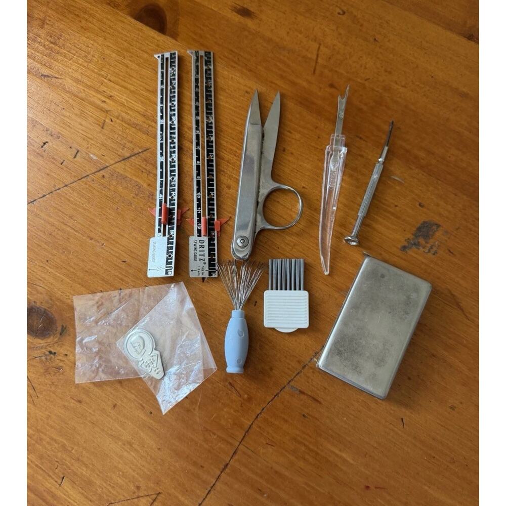 Vintage Sewing Notions Lot Tools Trims Snaps Elastic Thimble Scissor Craft Bundl - Picture 5 of 12